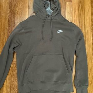 Nike Sportswear Club Fleece Hoodie - Size M